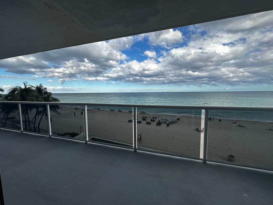 Large wrap-around balcony with magnificent ocean views
