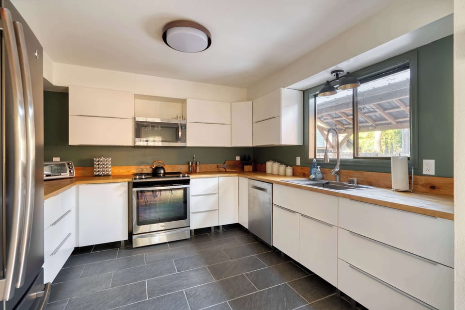 Kitchen with full-size appliances.
