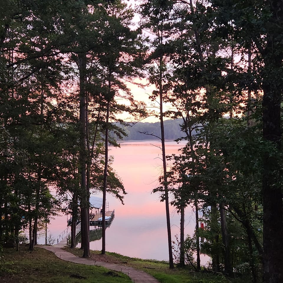 Sunrise at Happy on Hartwell 