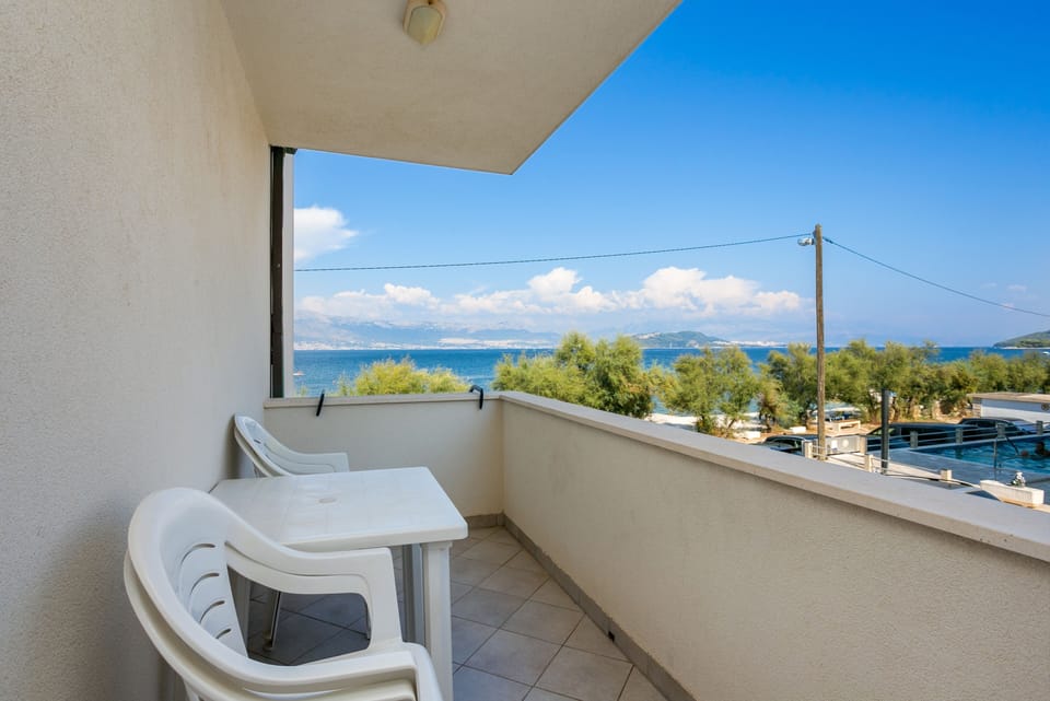 Balcony 1