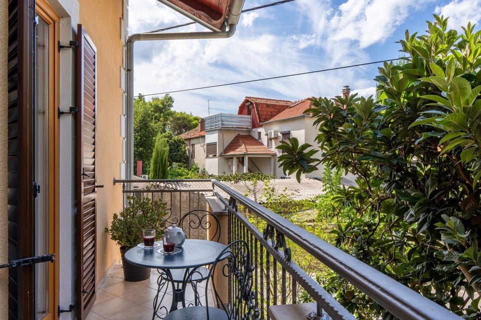 Balcony 1