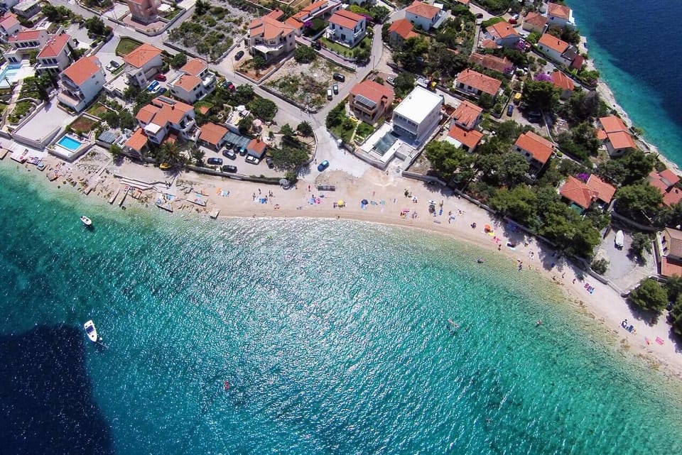 Nearby beaches