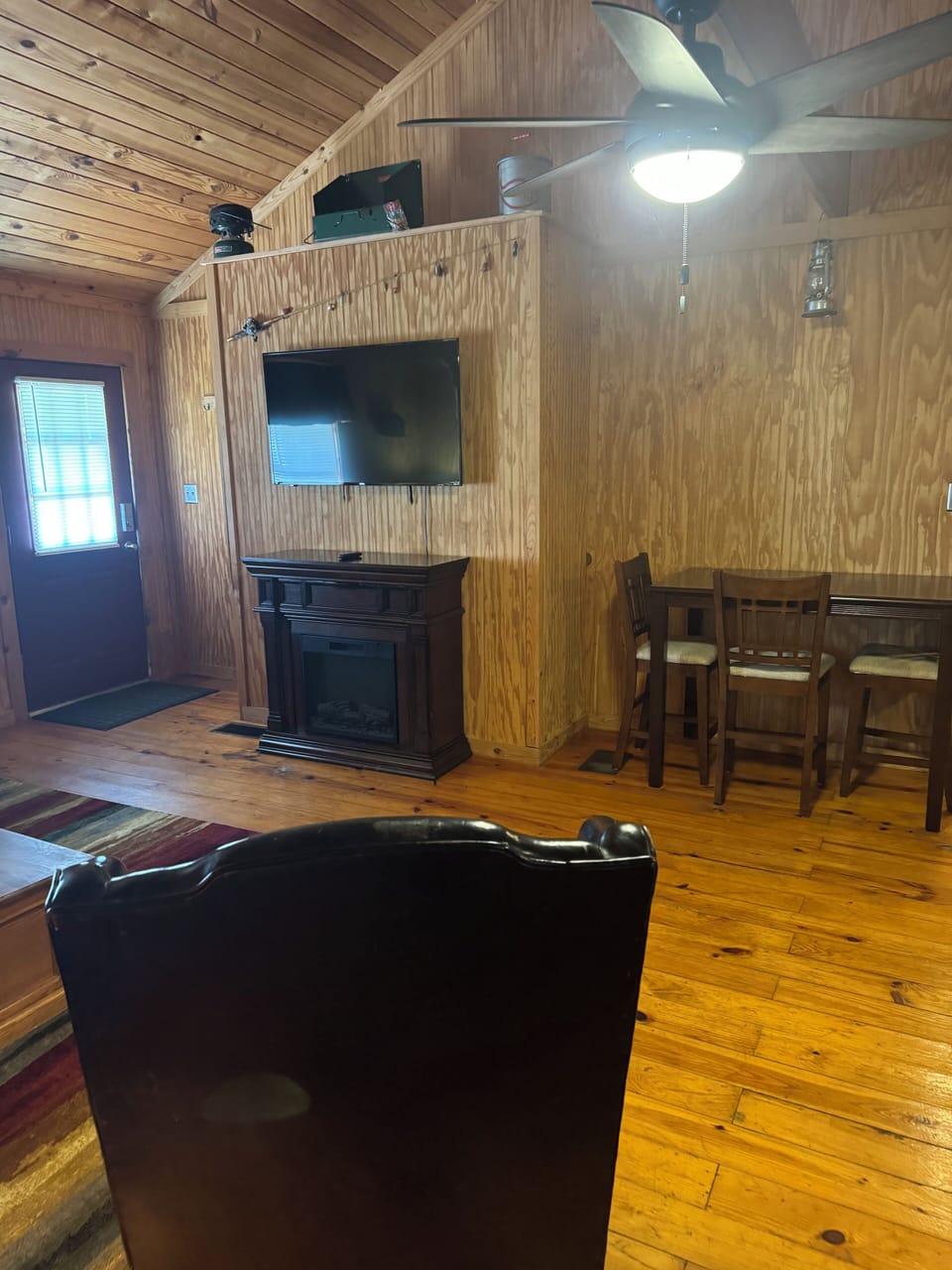 Smart TV  and a dining nook 