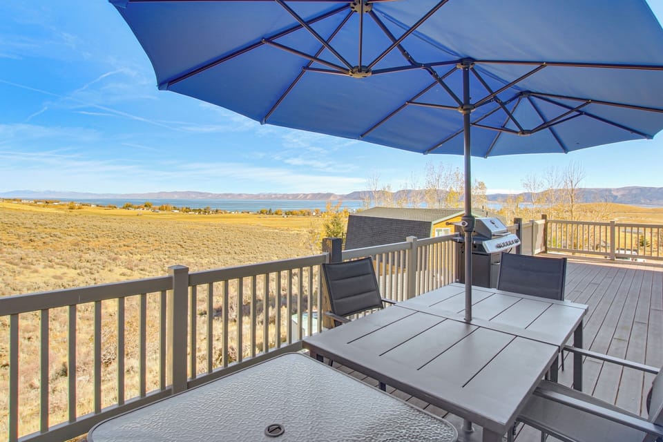 Wraparound Porch | Gas Grill | Lake & Mountain Views