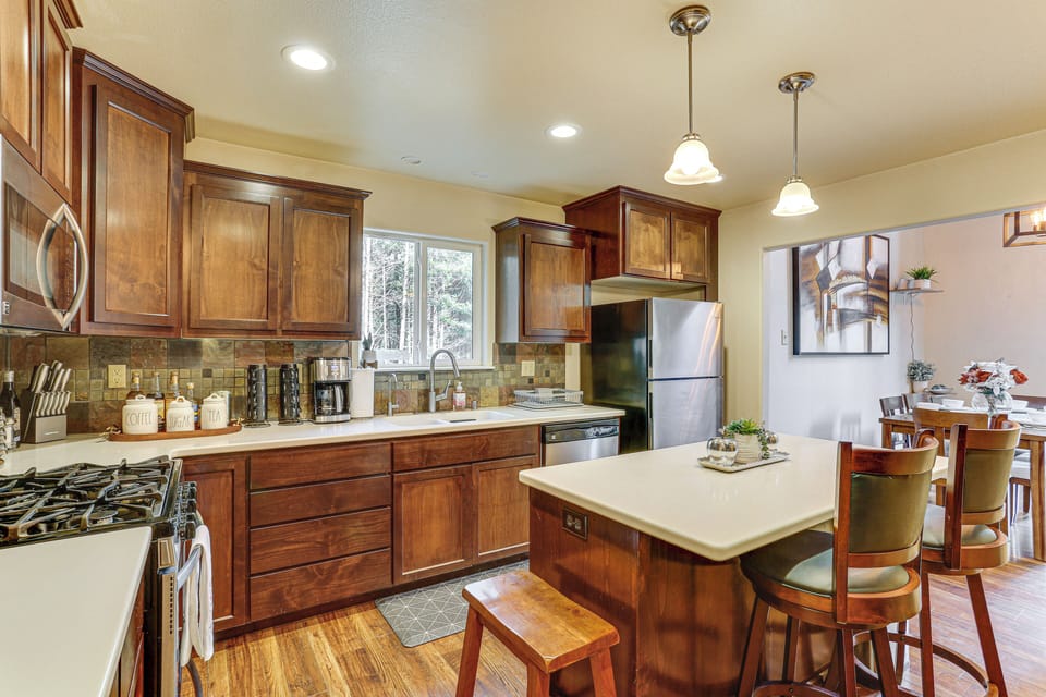Kitchen | 1st Floor | Dishwasher