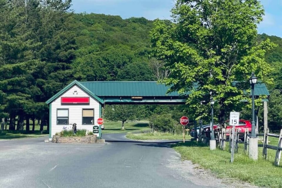 7a4cc1bc 90f2 4ffb b01d 3babd9b7cc13