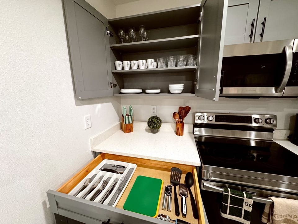 Equipped kitchen