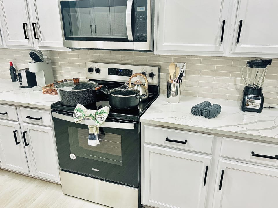 Cook, create, and savor—our fully equipped kitchen has it all!