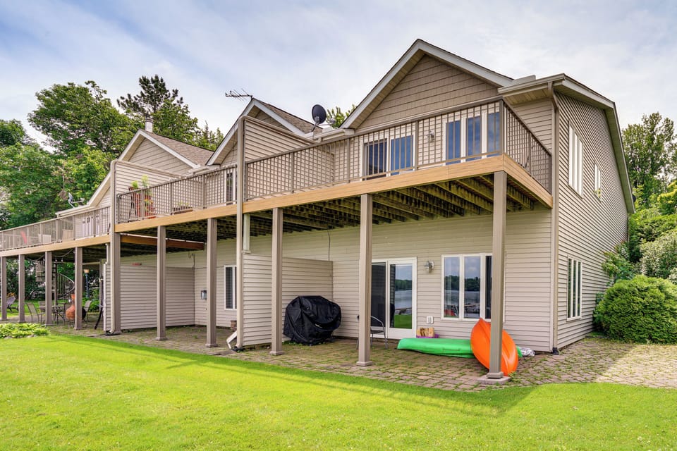 Patio | Lower Level | Gas Grill | 2 Kayaks