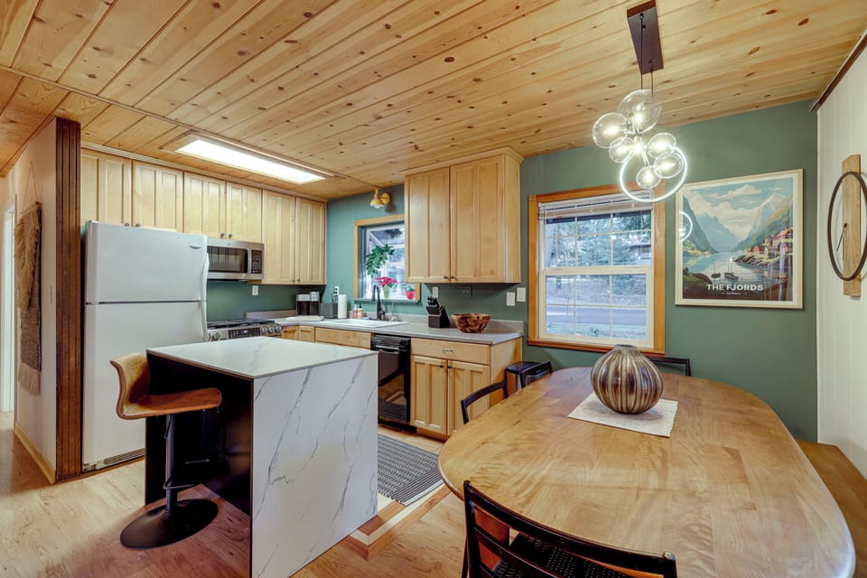 Dining Area | 1st Floor | Central Heating