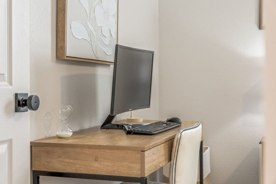 Queen Bedroom with Workspace