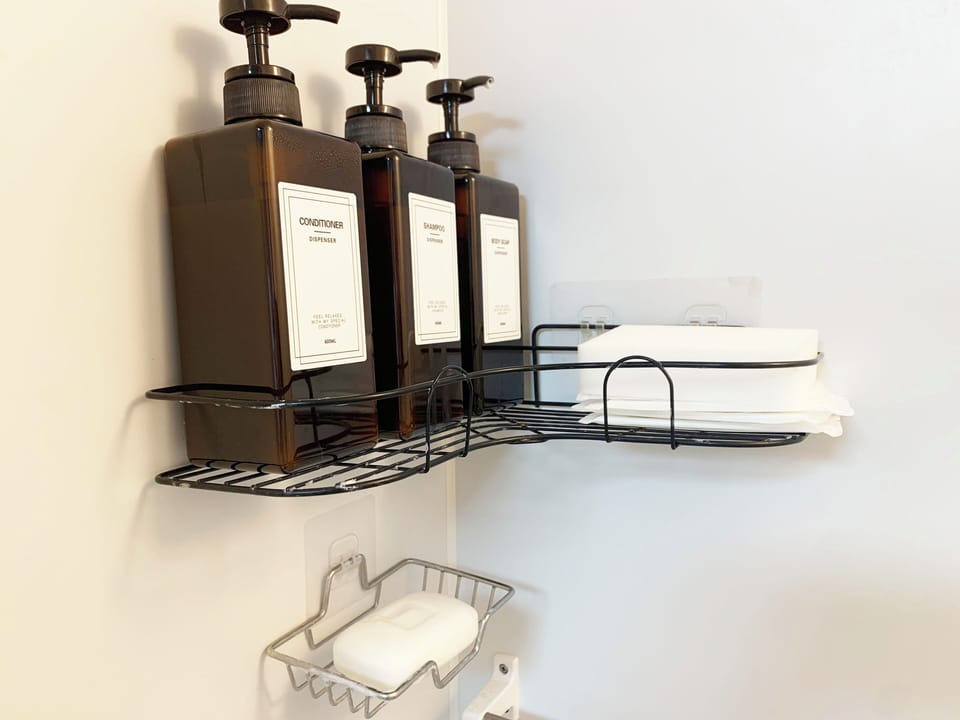 Bathroom amenities