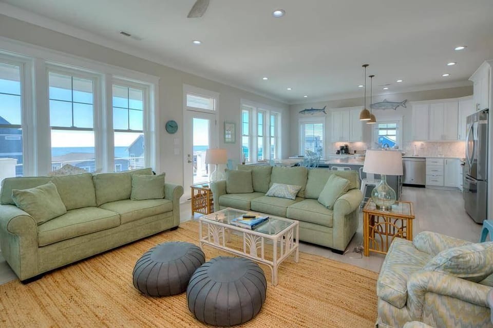 Living Room 
GW 12.31.24