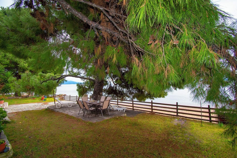 Barlee BeachFront GroundFloor Apartment, Metamorfosi (3)