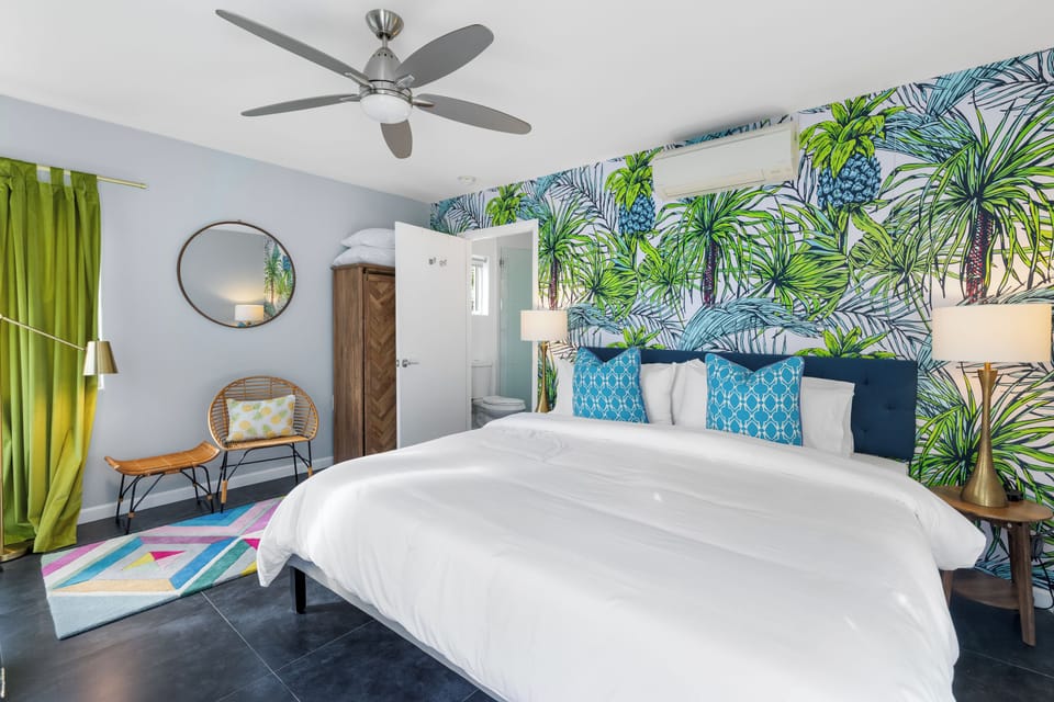 Guest bedroom