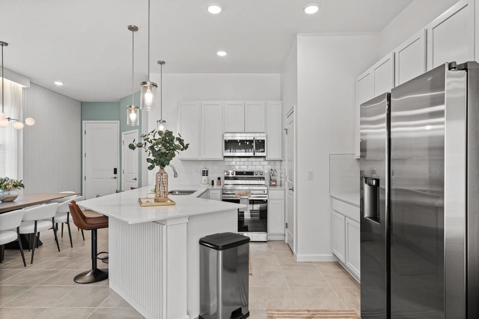 Fully-equipped kitchen