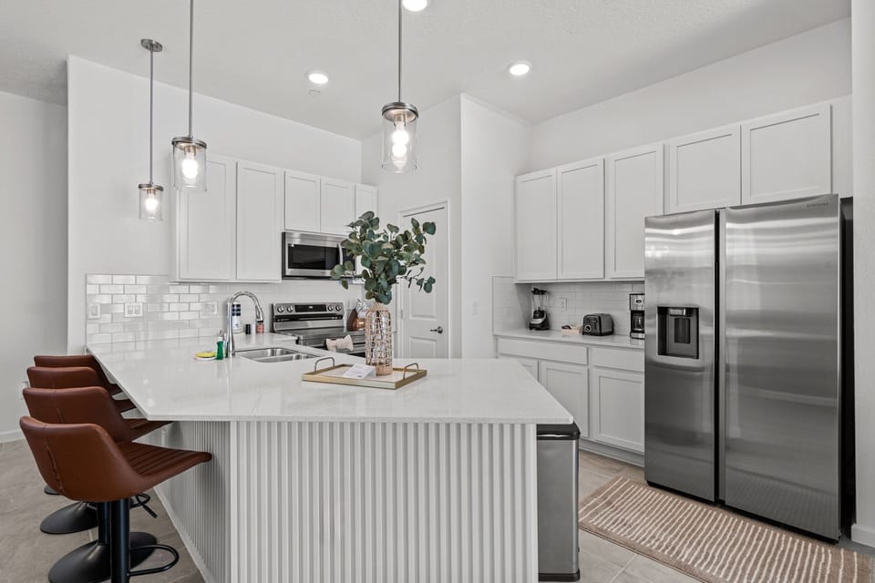 Fully-equipped kitchen