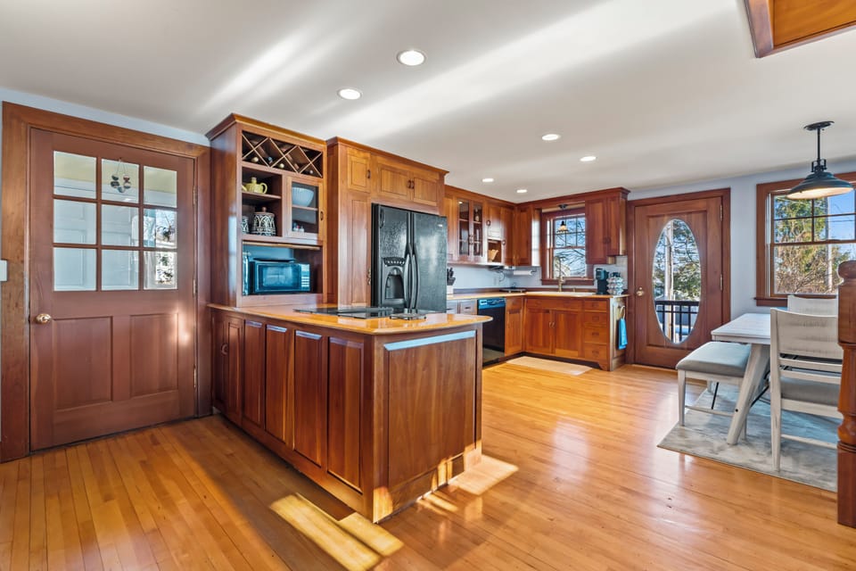 Great working kitchen!