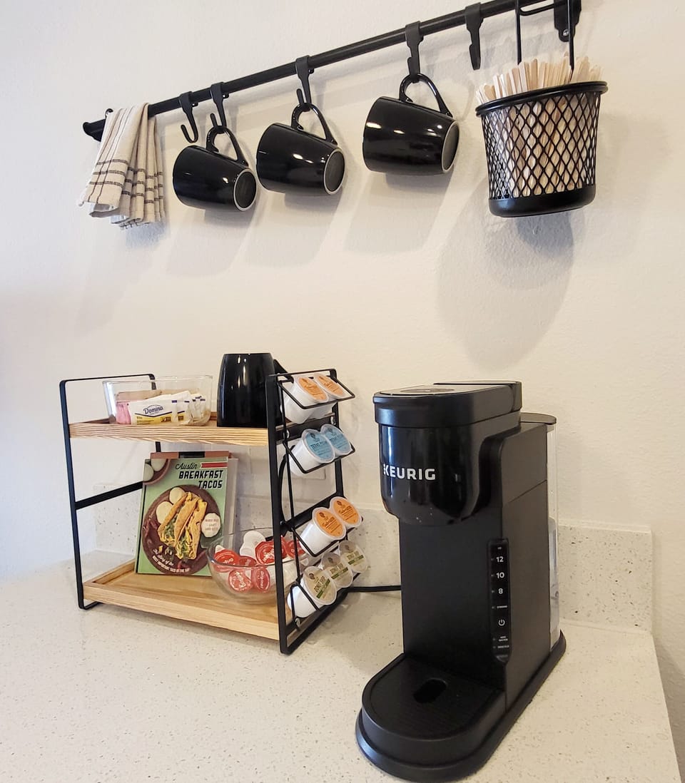 Full coffee bar with decaf and tea options 