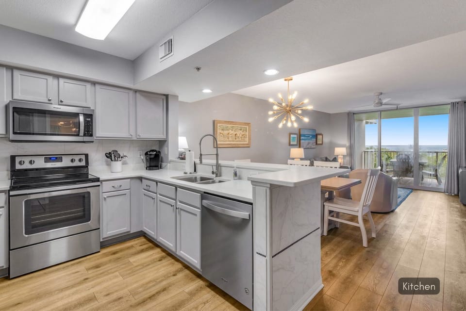 Open Concept Kitchen - Bay Views!