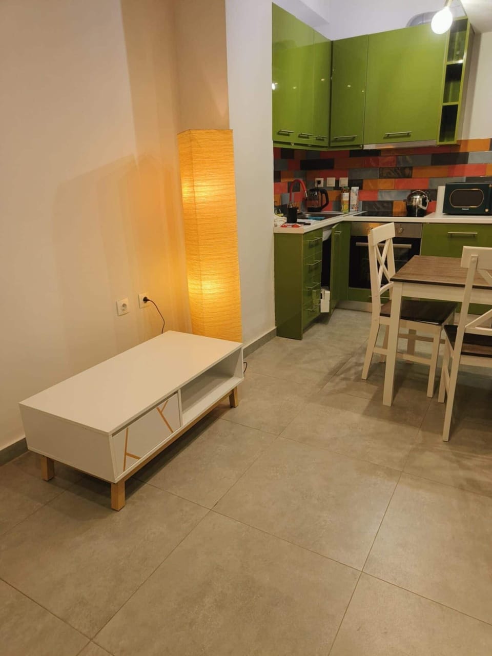 Kitchen with dining room area