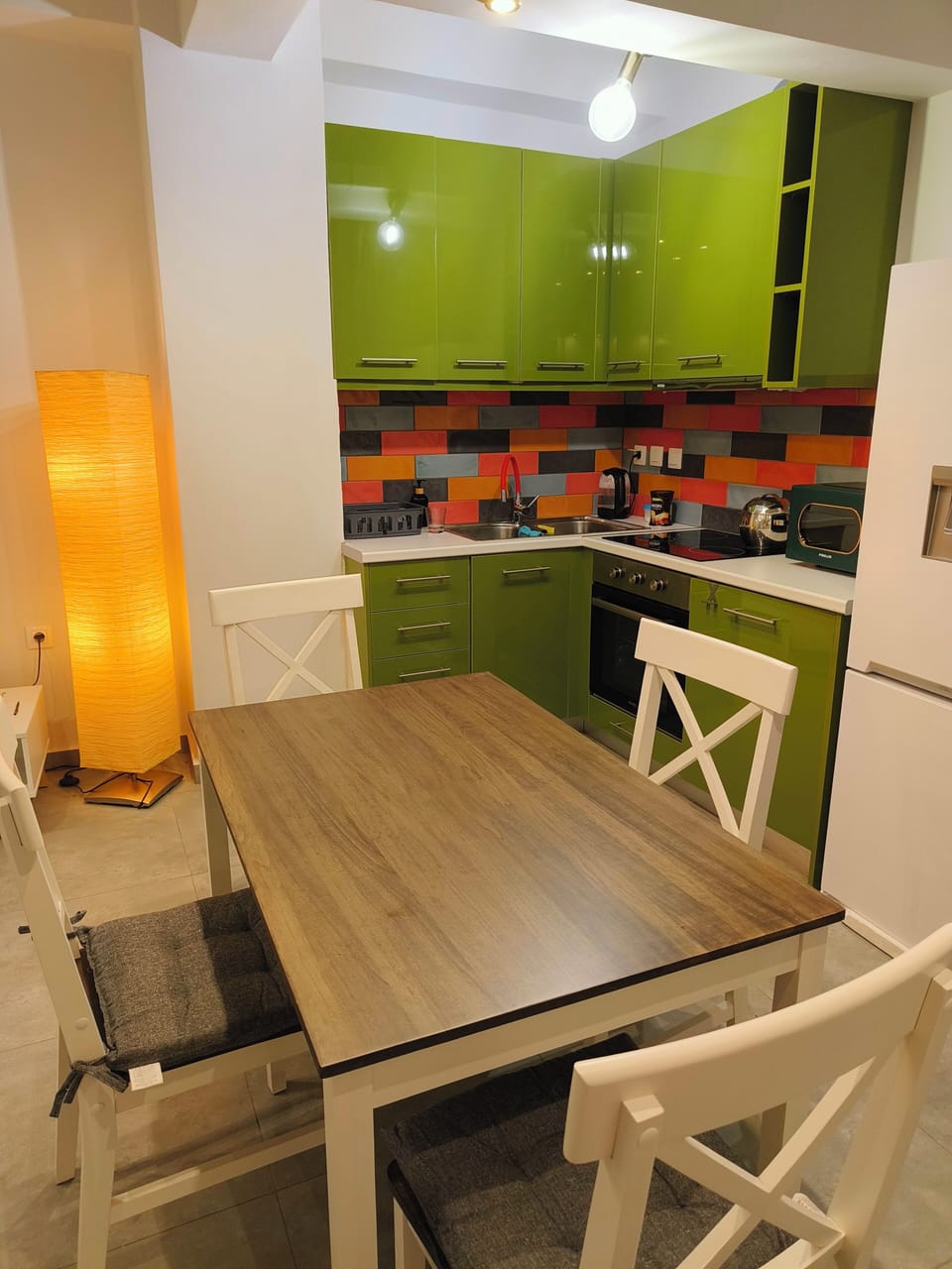 Kitchen with dining room area