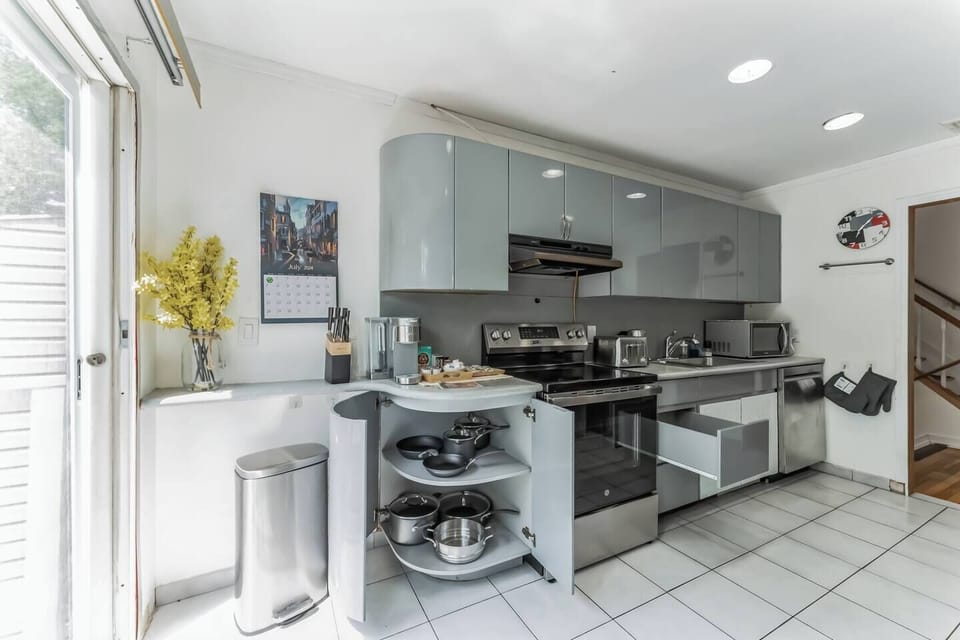 Kitchen (2)