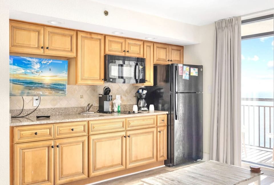 Stocked Oceanfront Kitchen