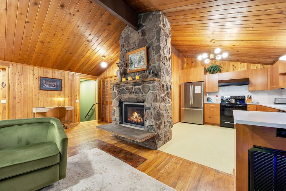 27-web-or-mls-20251124-6871