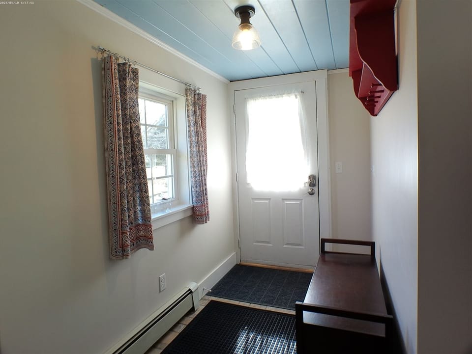 Mud room