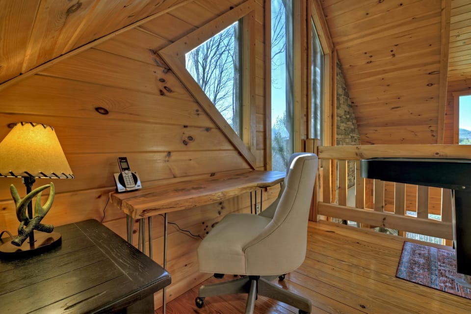 Desk Area in Open Loft