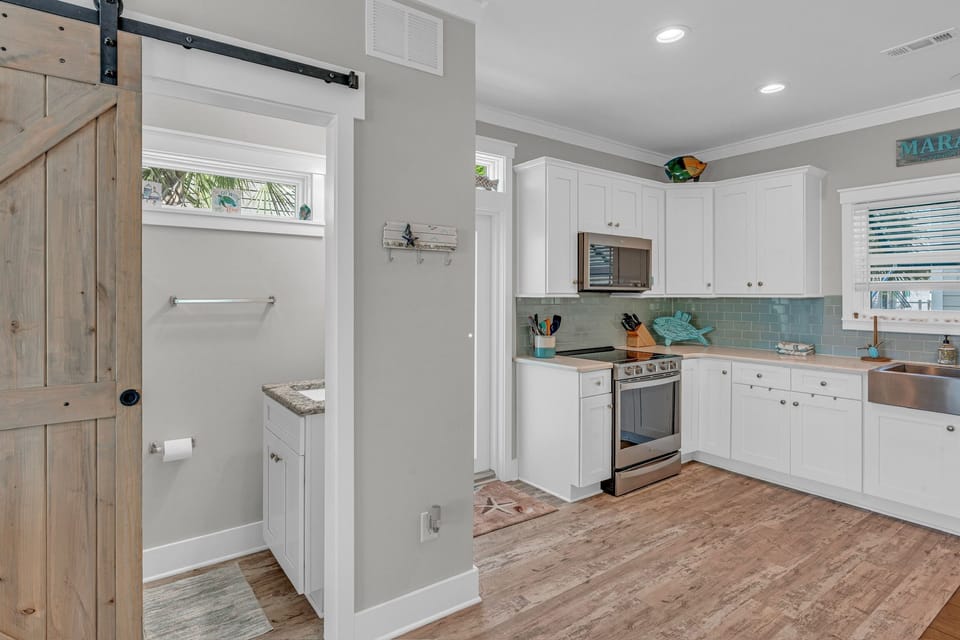 1st Floor Bathroom
