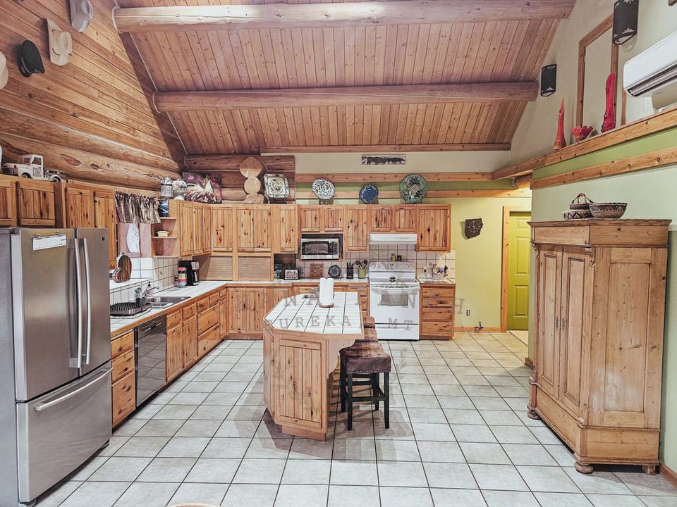 Kitchen (1)