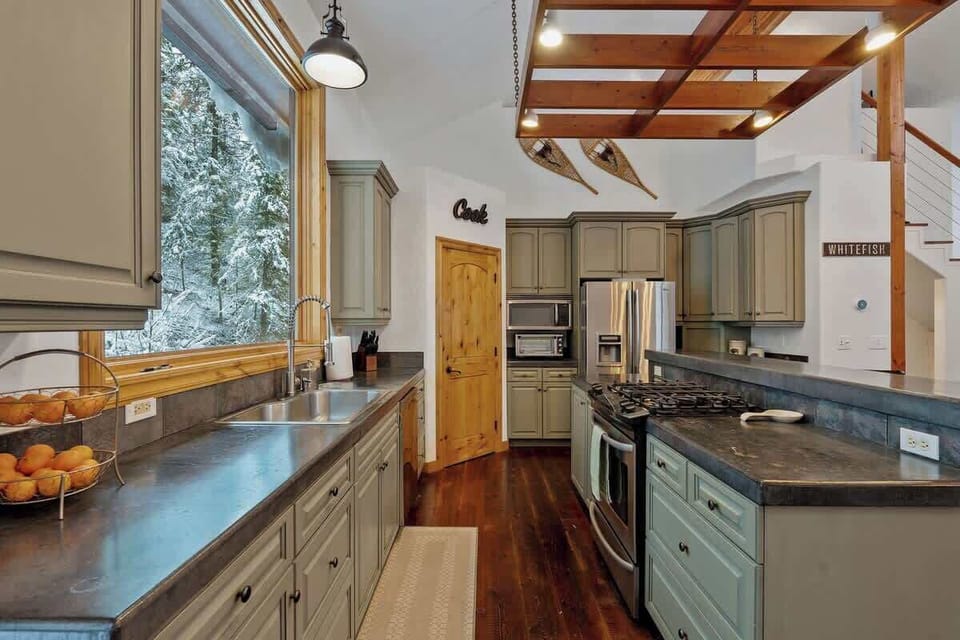 Private kitchen