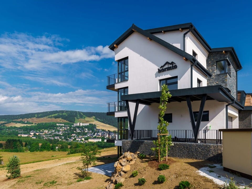 Apartment, Residential Area, Condominium, Commercial Building, Mixed-Use, Parking, Family Car, Balcony, Brutalist Architecture