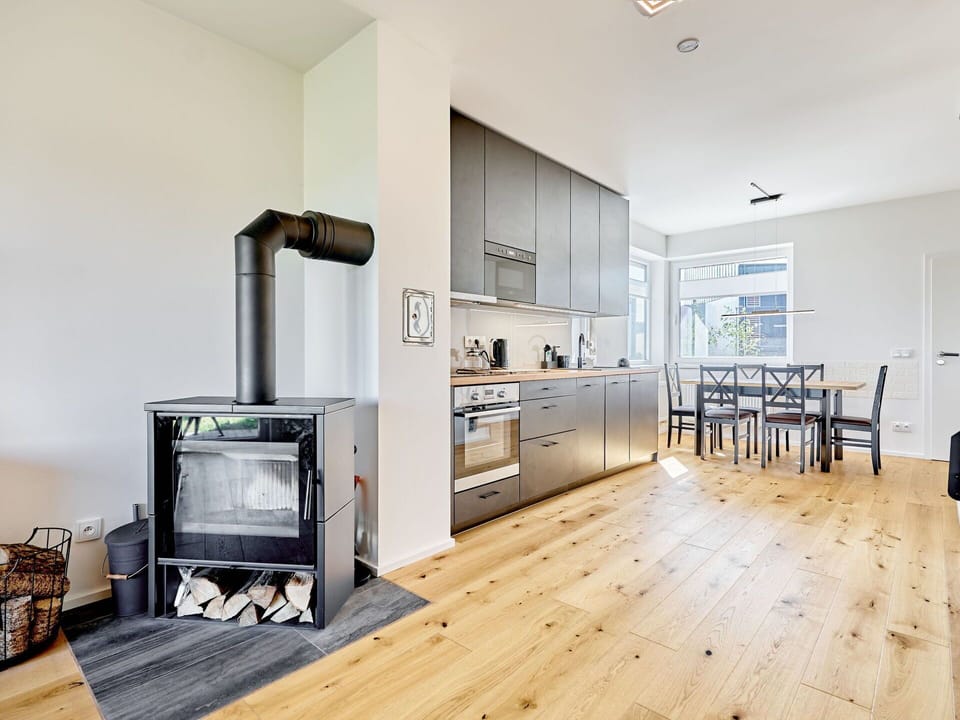 Apartment, Residential Area, Condominium, Commercial Building, Mixed-Use, Parking, Family Car, Balcony, Brutalist Architecture