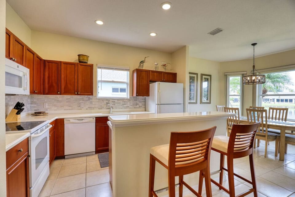 Spacious Kitchen for Entertaining