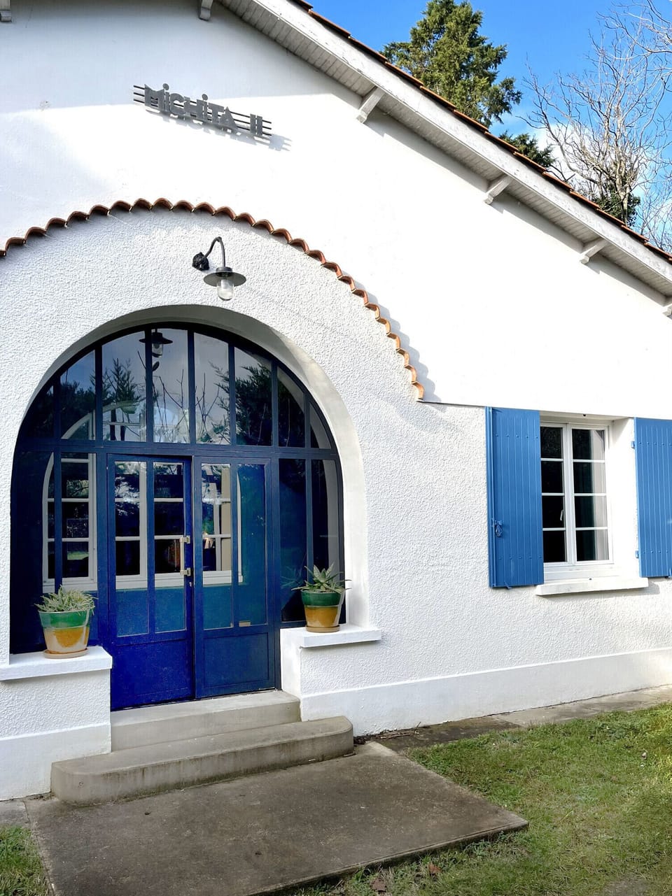 Exterior detail