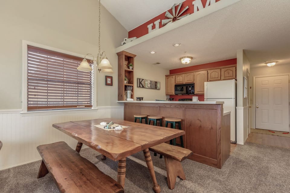 Dining - Dining Room