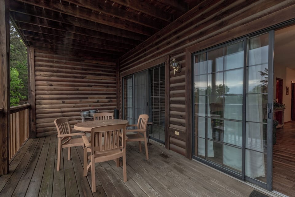 Private Deck - Back Deck