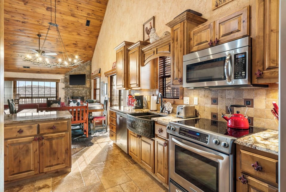 Kitchen - Kitchen