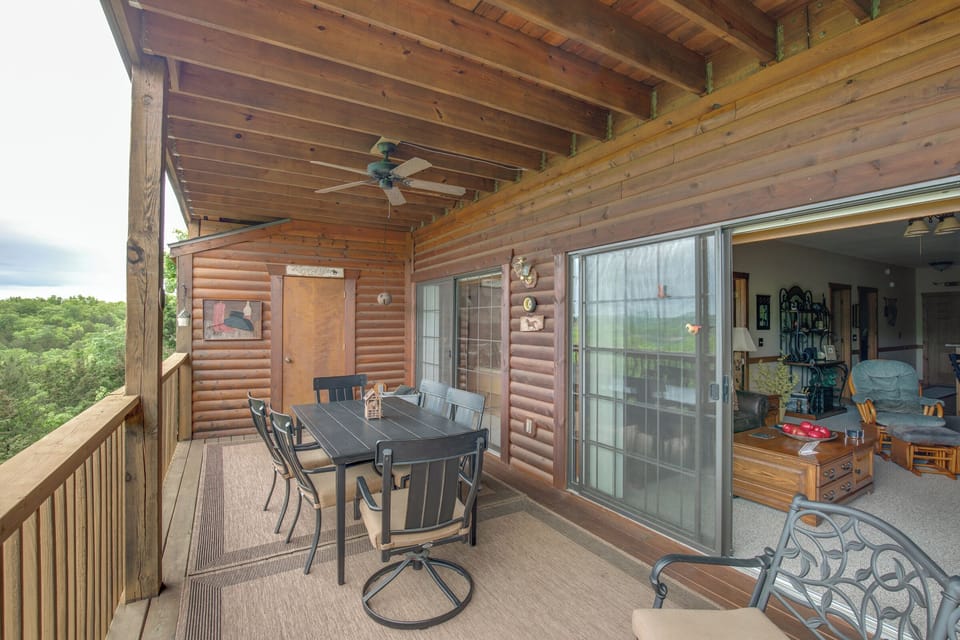Private Deck