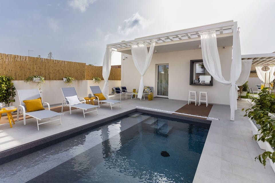 Garden, Outdoor, Pool