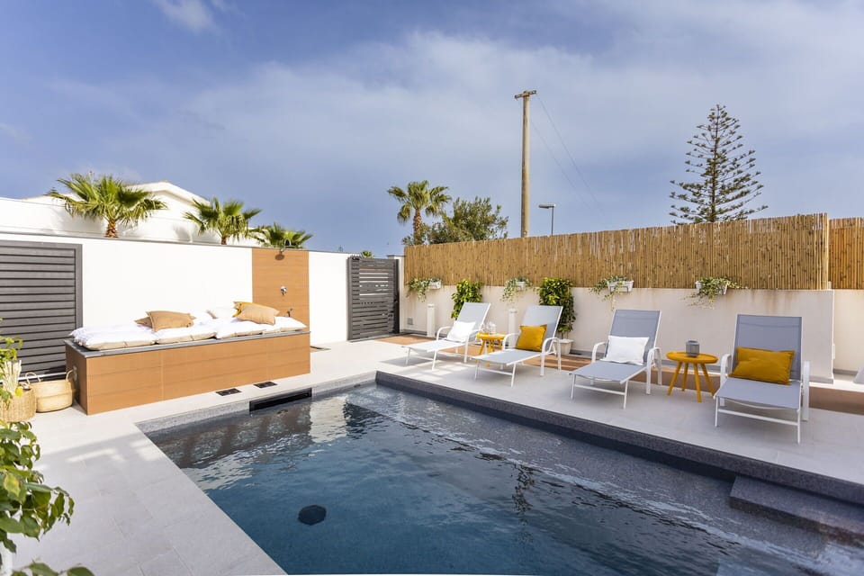 Garden, Outdoor, Pool