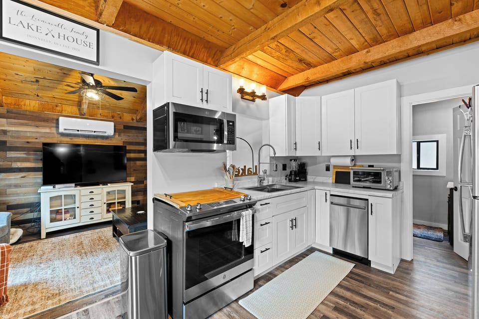 Fully equipped kitchen