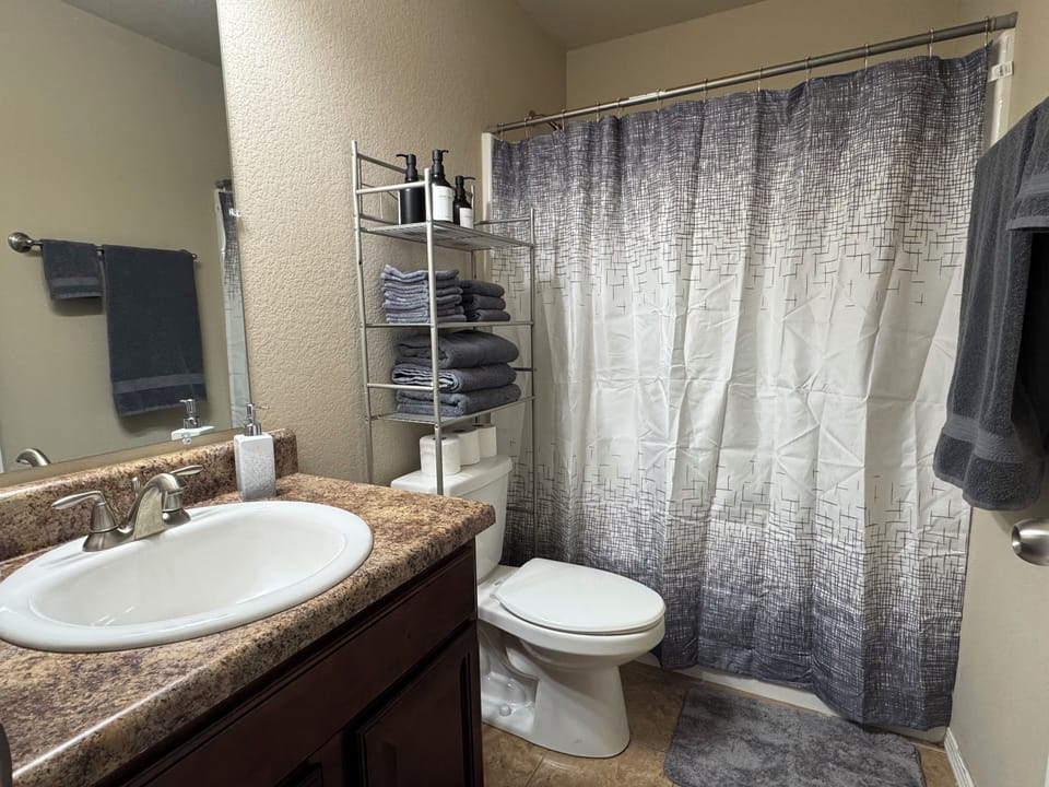 2nd bathroom