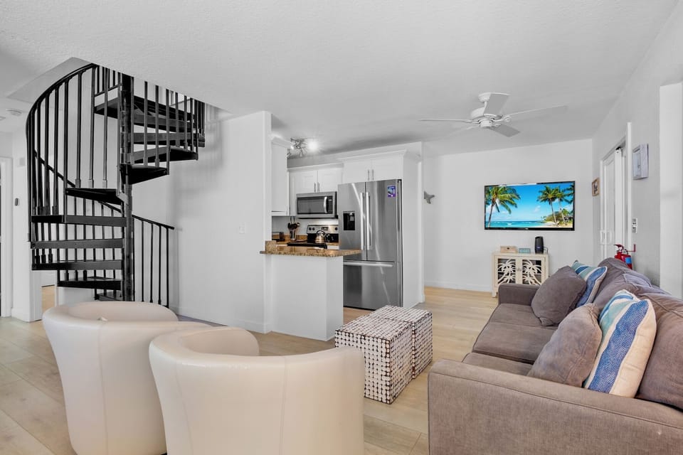 Bright living space