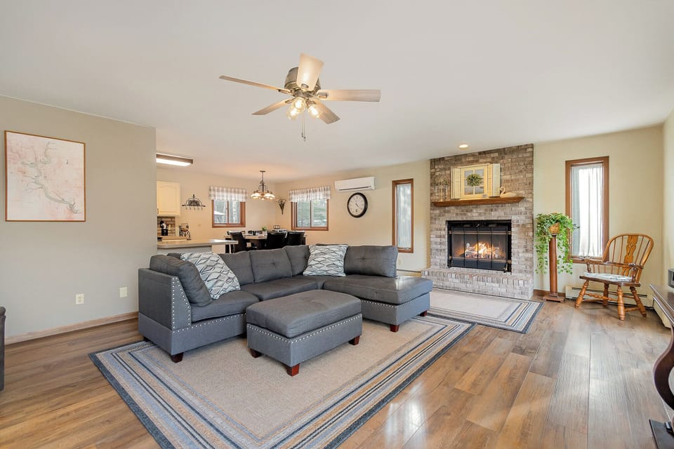 006 next door photos 899 32 edit 41