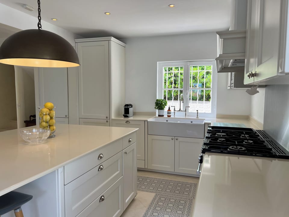 Open-plan kitchen with Falcon oven