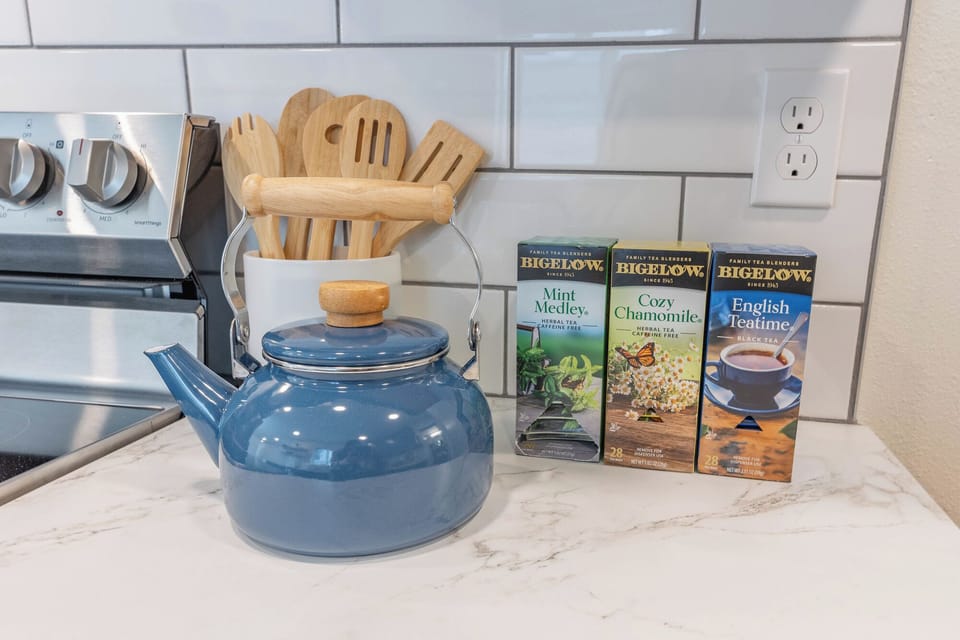 7c427a0a-b1d9-4446-940c-8165b06aabc7